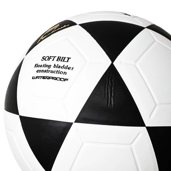 PELOTA GIOMAR PARA FUTBOL PVC BLANCO/NEGRO - Imagen 2